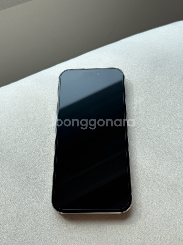 아이폰15프로 256GB 화이트 애케플 판매합니다--1