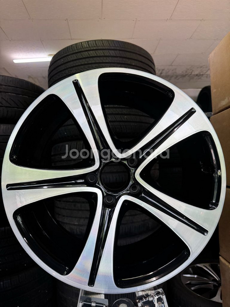 벤츠E클래스 w213 18인치 정품휠세트 팝니다--4