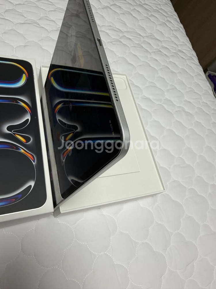 아이패드 프로11인치 M4칩 512GB + 정품악세사리--6
