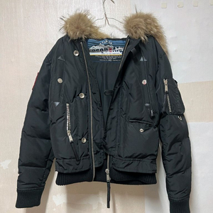 남성 블랙 숏 패딩 46사이즈(국내95M)