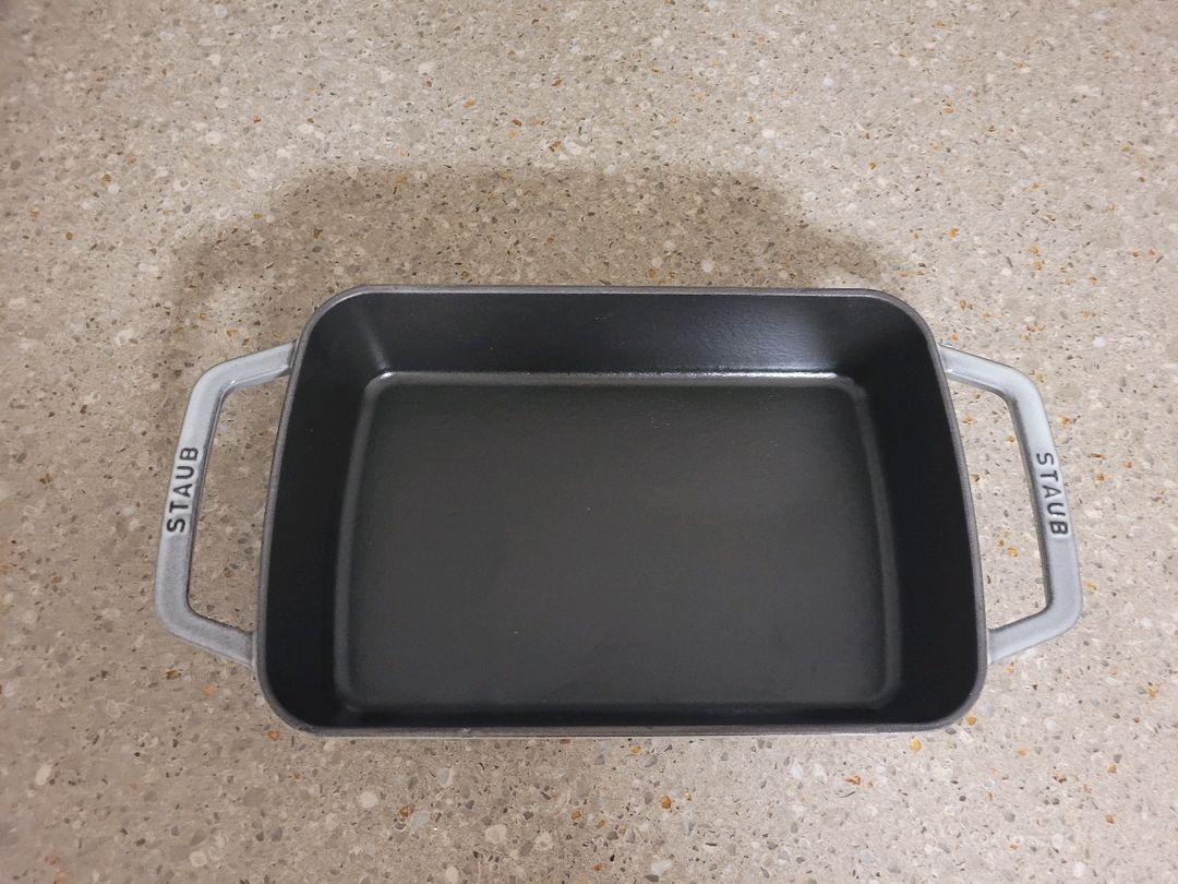 스타우브 사각