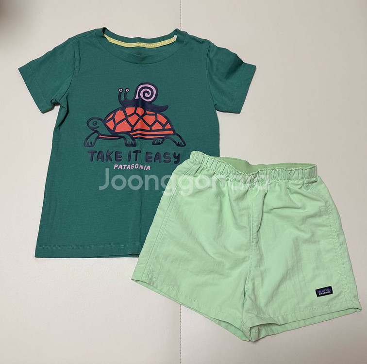 파타고니아 반팔 반바지 4T--0