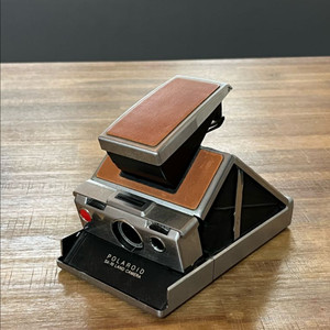 폴라로이드 SX-70