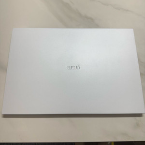 LG 그램 16(1240P+gtx2050)