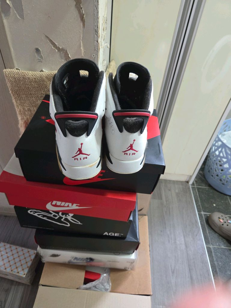 조던 카마인 275 이미지