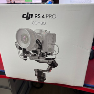 dji rs4 프로 콤보 민트급 판매합니다.