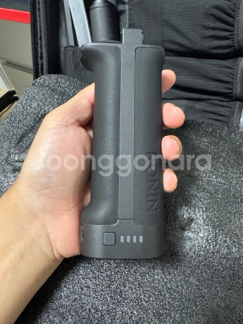 dji rs4 프로 콤보 민트급 판매합니다.--1