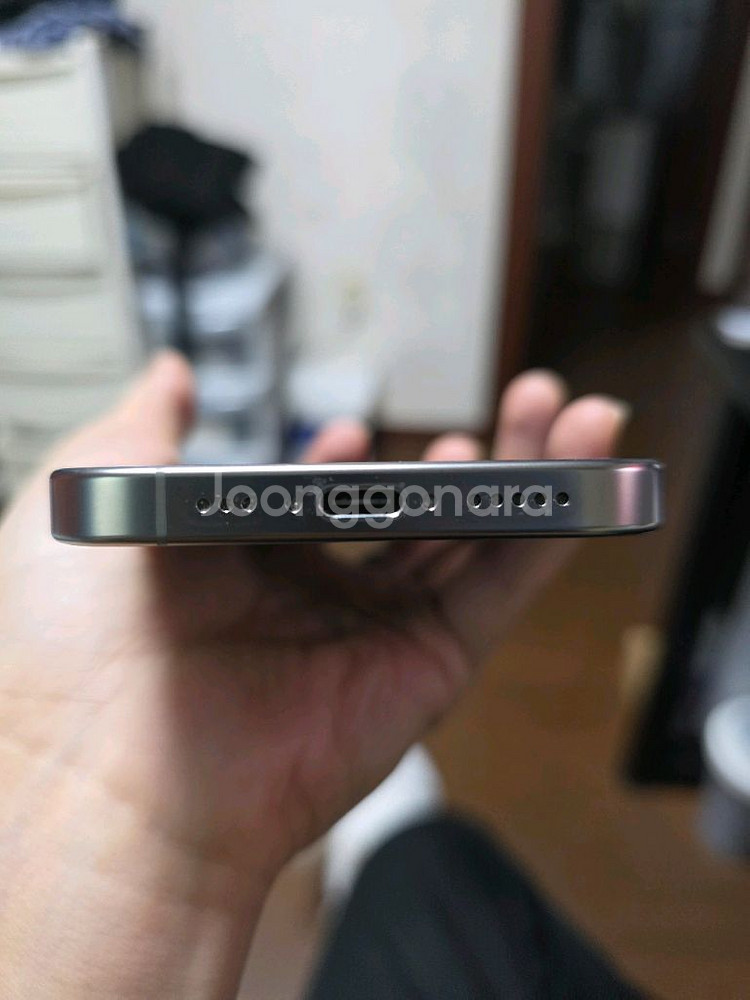 아이폰16프로 256GB 판매합니다--2