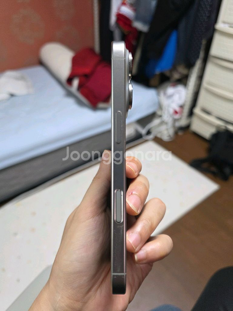 아이폰16프로 256GB 판매합니다--7