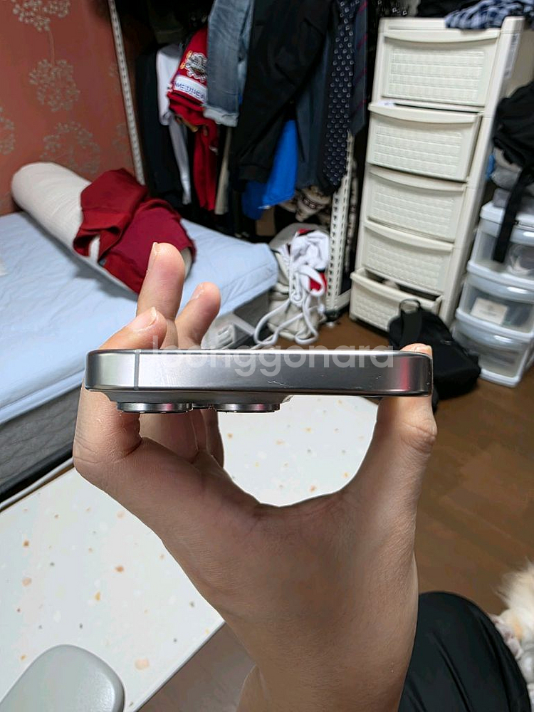 아이폰16프로 256GB 판매합니다--5