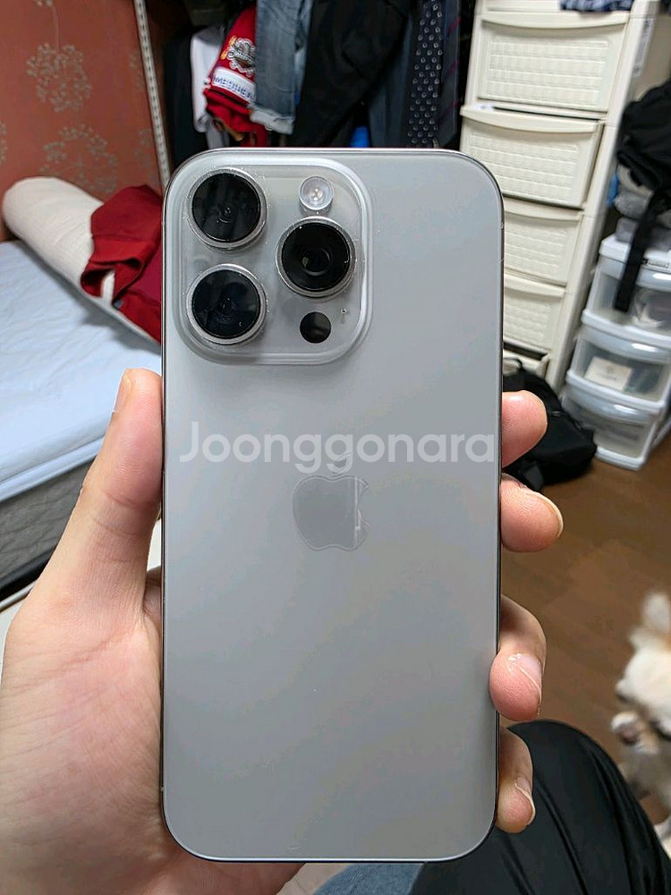 아이폰16프로 256GB 판매합니다--4