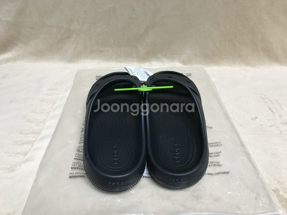 [새상품] 크록스 클래식샌들2.0 슬라이드 블랙 290--5