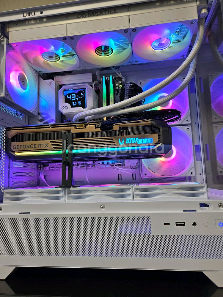 9950x3d, b850m wifi, rtx5080--1