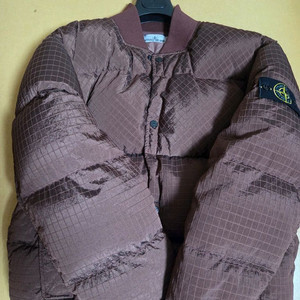 24fw 스톤아일랜드 패딩 L