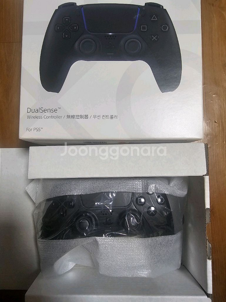 듀얼센스(블랙) +충전거치대(정품) 팝니다.--0