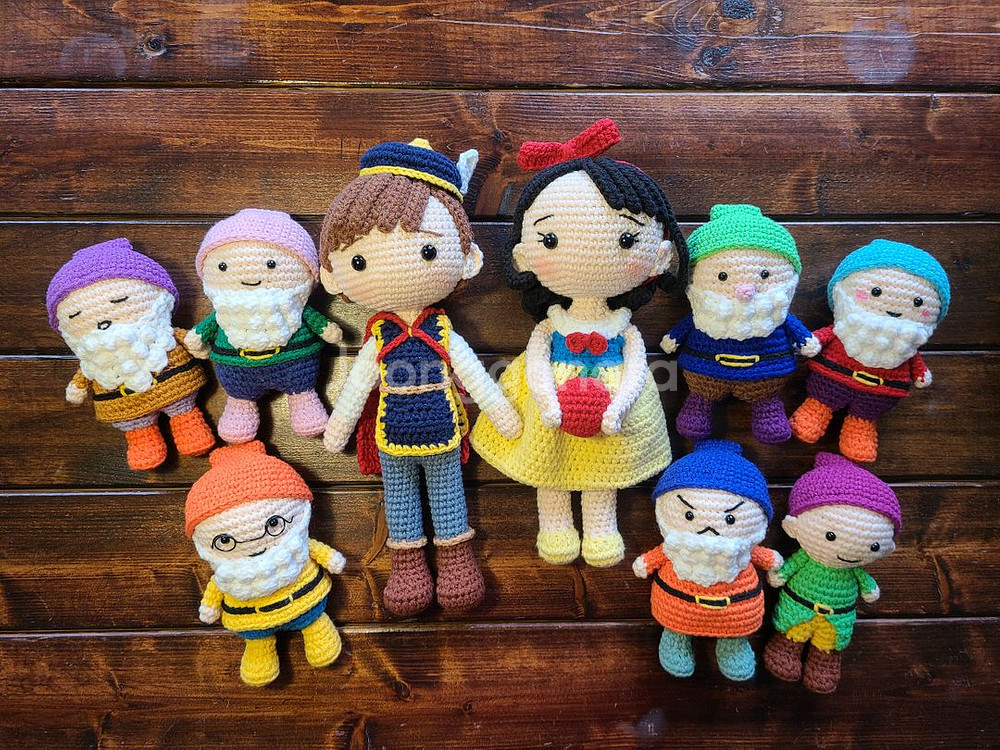 백설공주와 일곱난쟁이, 왕자 뜨개 인형 (계좌거래)--0