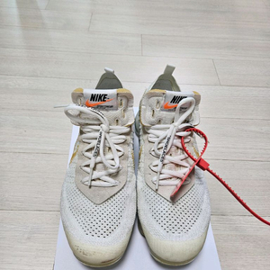 나이키 오프화이트 베이퍼맥스 265