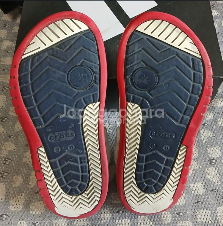 크록스정품 270 지비츠포함 m9w11--8