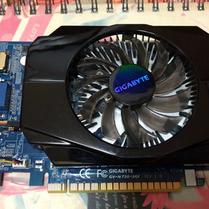 그래픽카드 GT730 2GB
