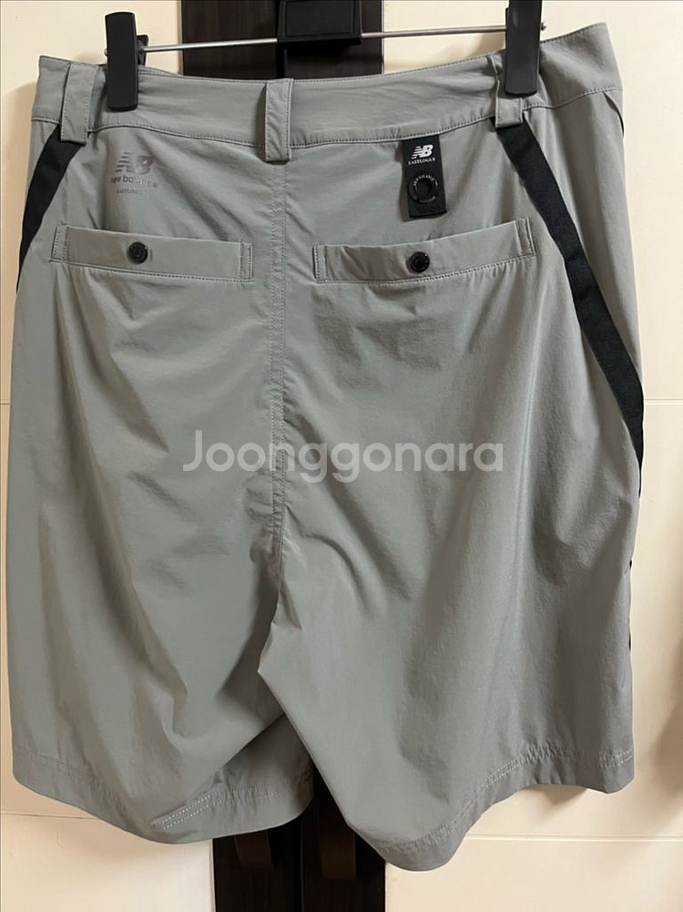 뉴발란스 반바지 그레이색 m(80)사이즈 팝니다--1