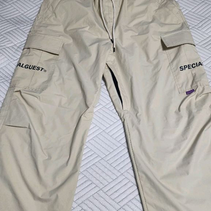 스페셜게스트 크림베이지 팝니다