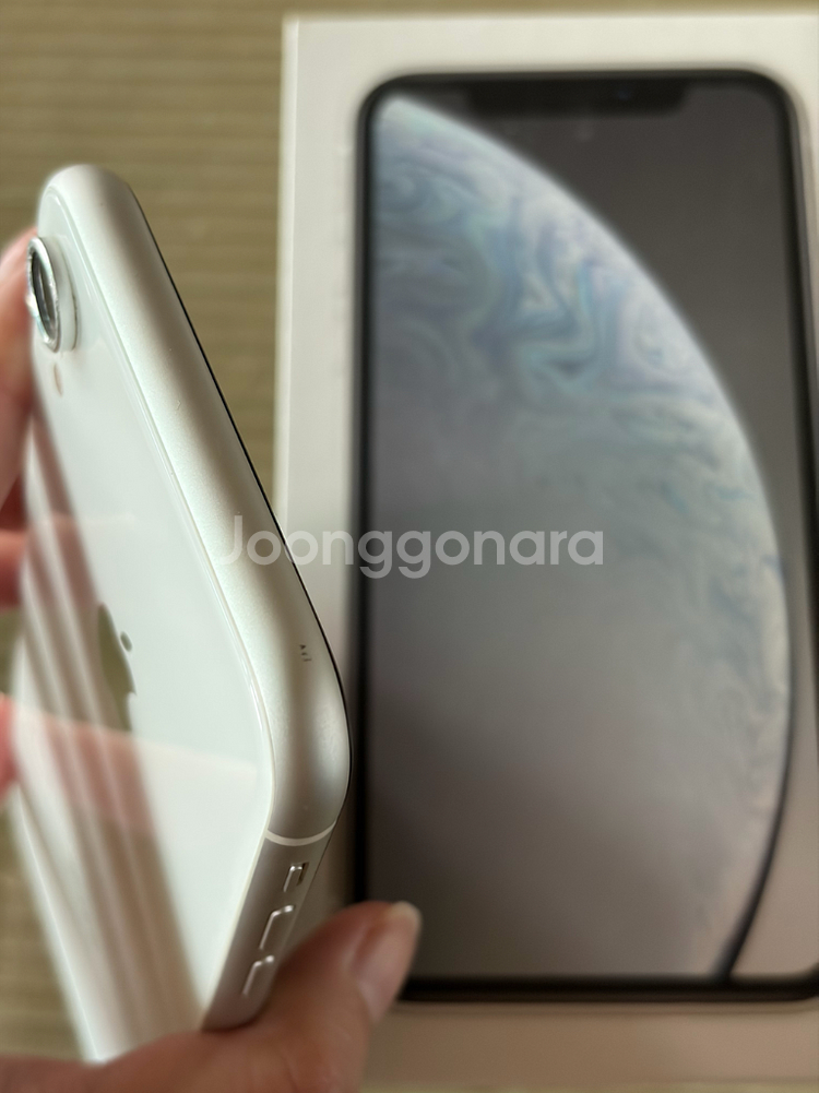 아이폰 xr 화이트 64gb--4