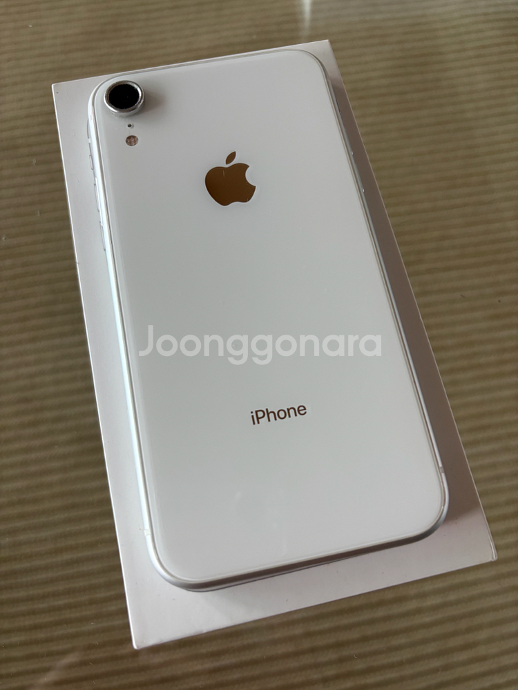 아이폰 xr 화이트 64gb--1