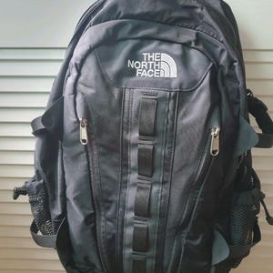 노스페이스 검정색 백팩