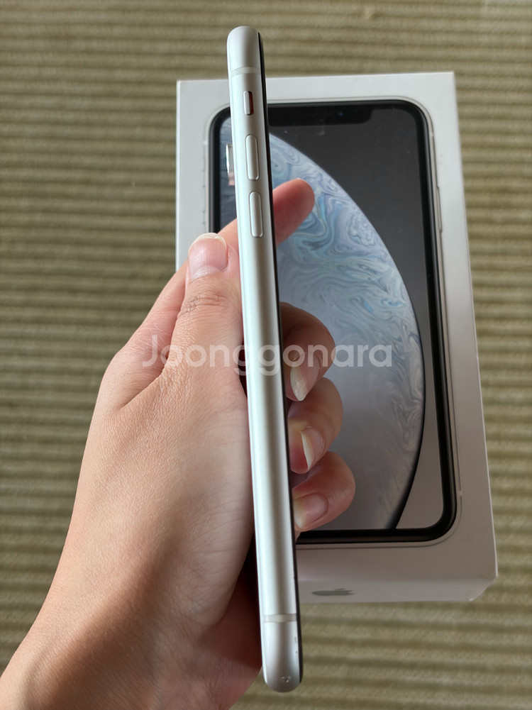아이폰 xr 화이트 64gb--13