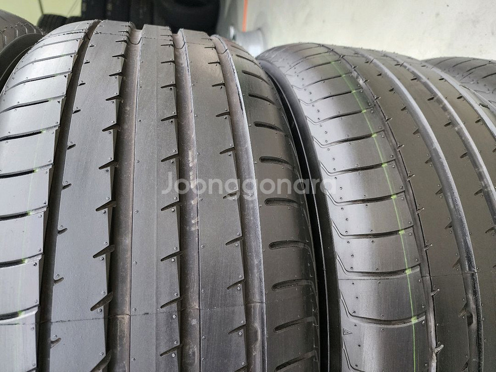 요코하마 어드반스포츠 105v 245 50 19 4본--4