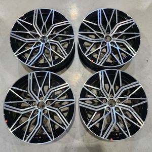 제네시스 신형 G90 RS4 임판 19인치 휠, G80