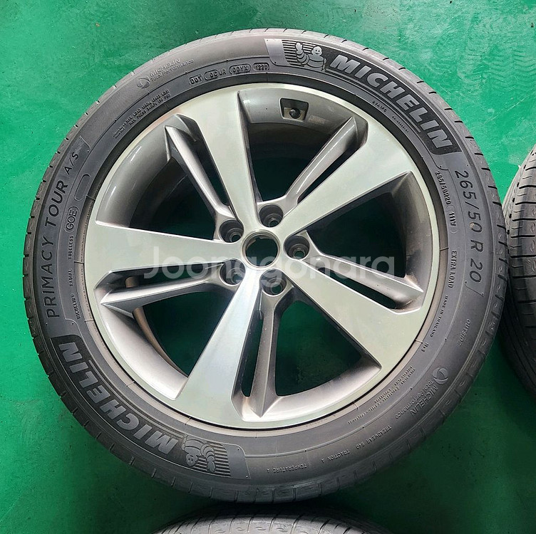 제네시스gv80 20인치 휠타이어 판매--2