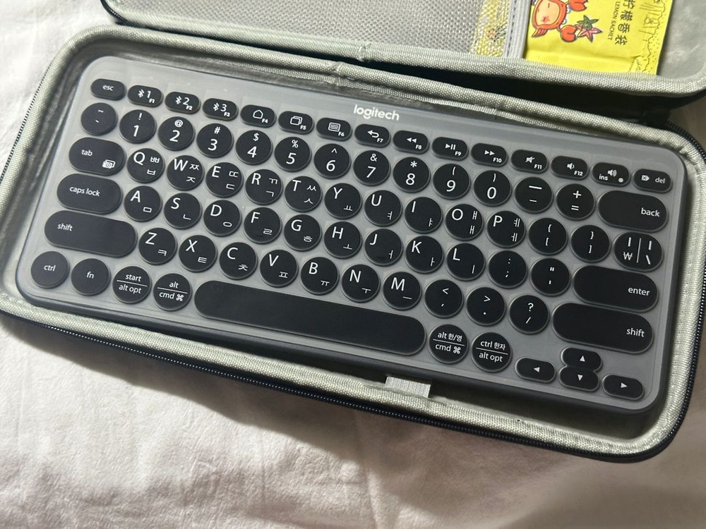 로지텍 K380 블루투스 키보드 이미지