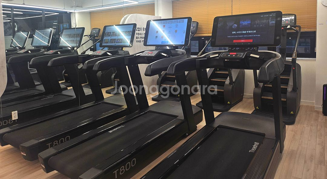 개선T800 32인치 런닝머신(4대)--4