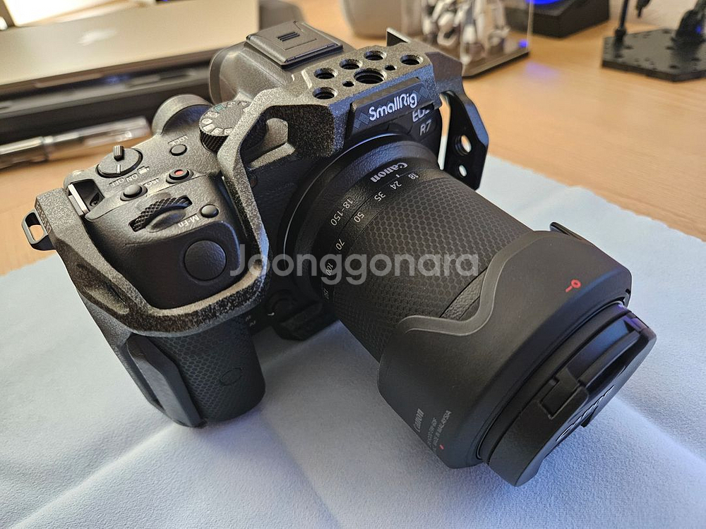 캐논 EOS R7 18-150 KIT 미러리스 카메라--1