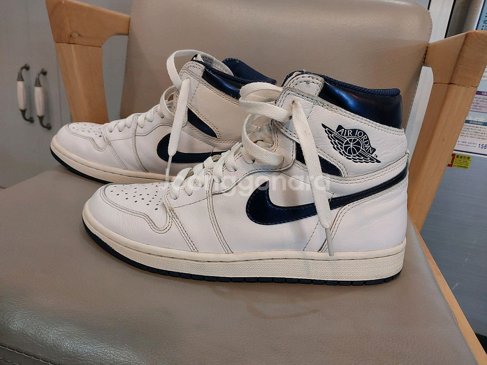 나이키 에어 조던 1 레트로 하이 OG 메탈릭 네이비--9