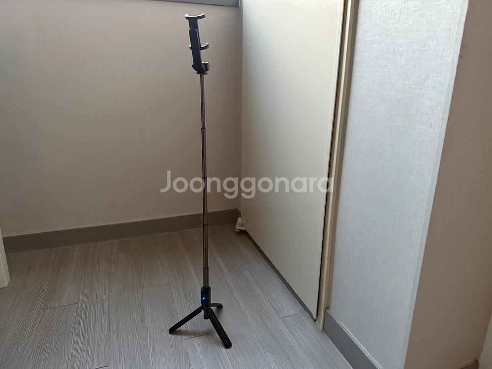 코스트코 스마트폰 카메라 셀카봉/삼각대--1