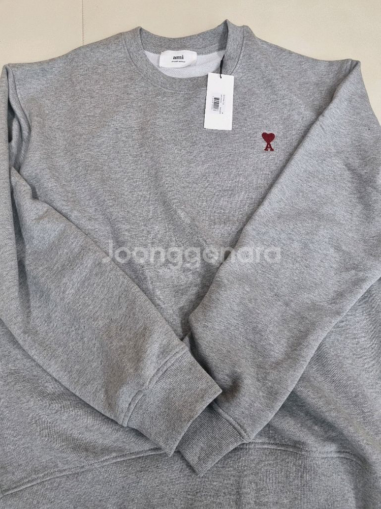 아미 스몰 자수 하트 맨투맨--0