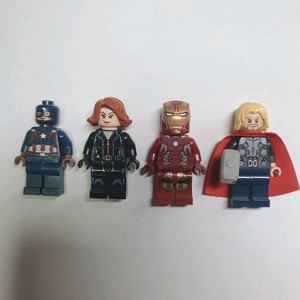 레고 마블 어벤져스 피규어들 일괄 팝니다