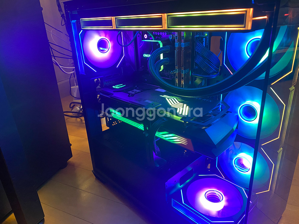 4070TI SUPER, 13600KF 본체--0