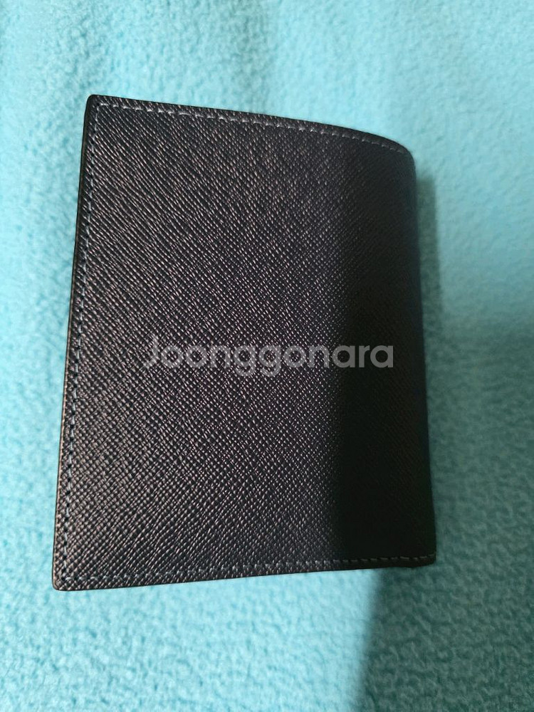 닥스 사피아노 네이비 체크 로고 장식 남성 중지갑--1
