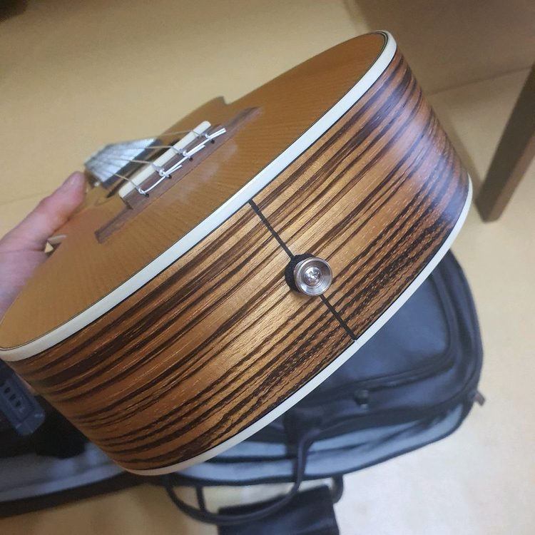 우쿠렐레 (Obong guitar Tenor) 이미지