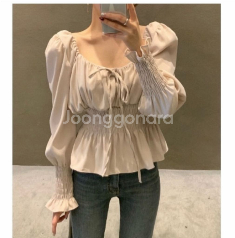 고급 퍼프 블라우스--0