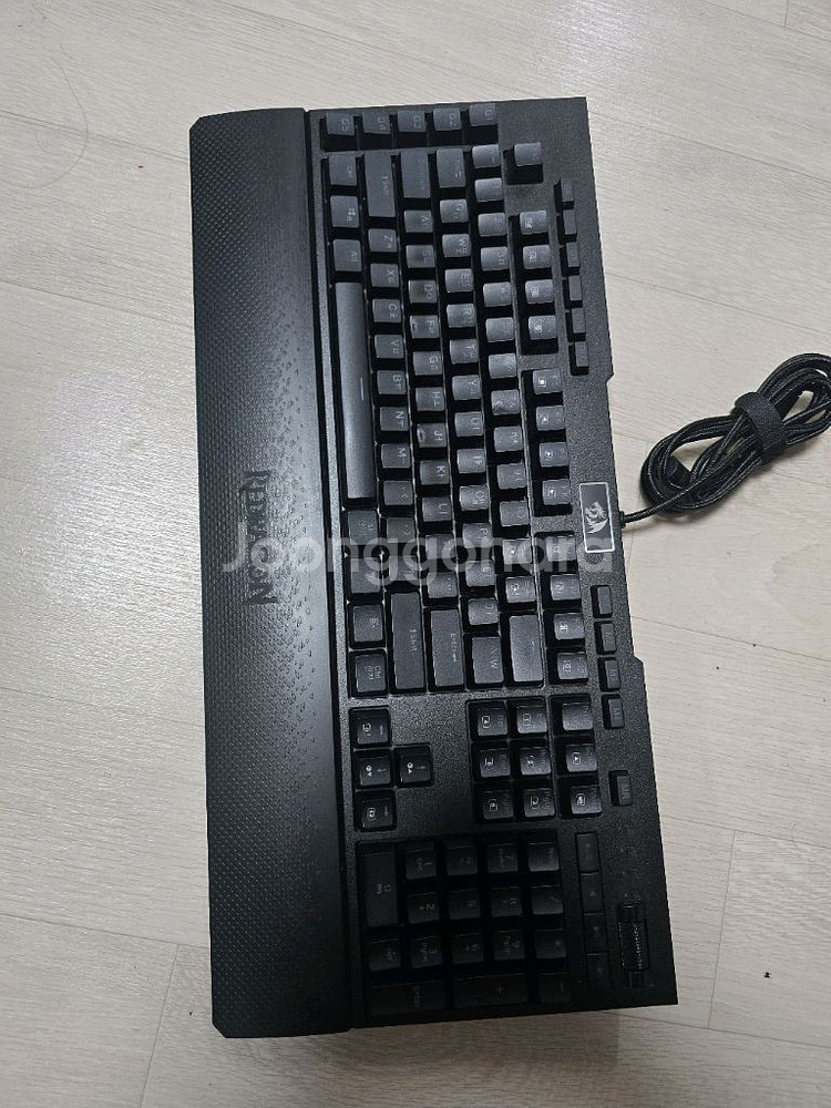 레드래곤 K586 RGB 게이밍 키보드--4