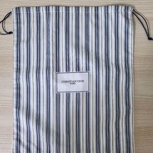 정품) 메종 디올 스트링 파우치 (코스메틱) 이미지