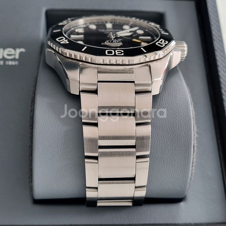 태그호이어 준신형 아쿠아레이서 43mm 검판--1