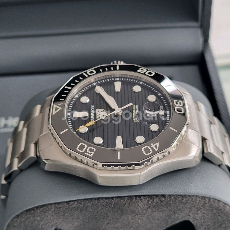 태그호이어 준신형 아쿠아레이서 43mm 검판--5