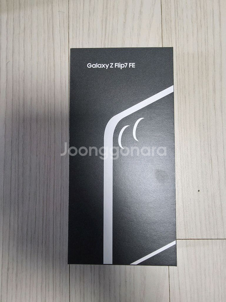 갤럭시Z플립7 FE 256 블랙 자급제미개봉신품--0