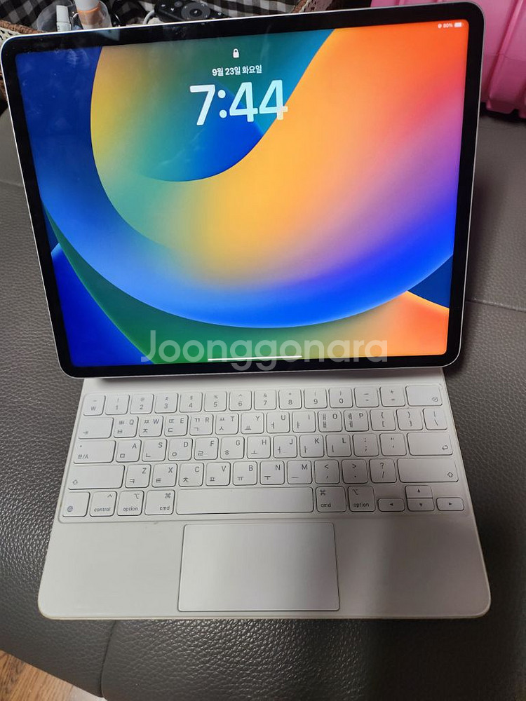 아이패드 프로 12.9인치 5세대 + 매직키보드--2