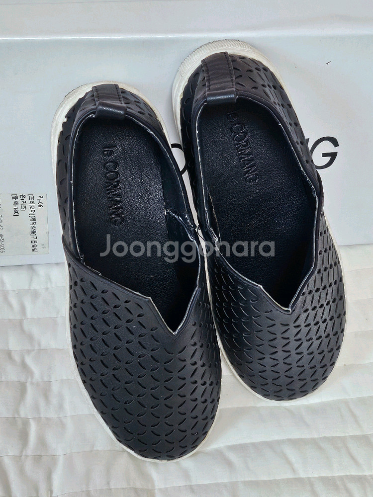 르꼬르망 블랙 펀칭 구름슬립온 180mm--3